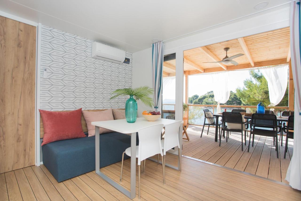 Appartamento Mara'S Coast - Amelia Pakoštane Esterno foto
